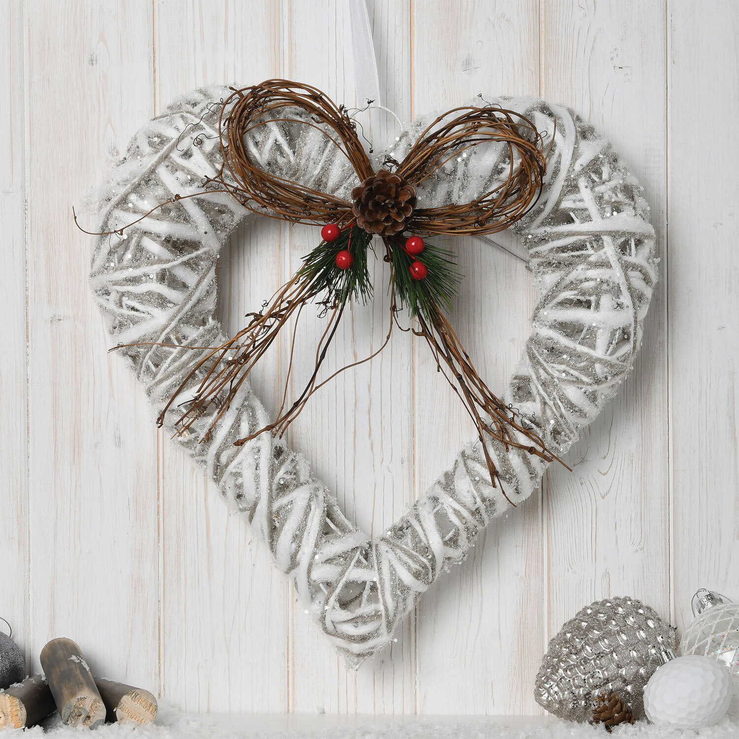 Alpine Lodge White LED Rustic Heart Decoration Image 1