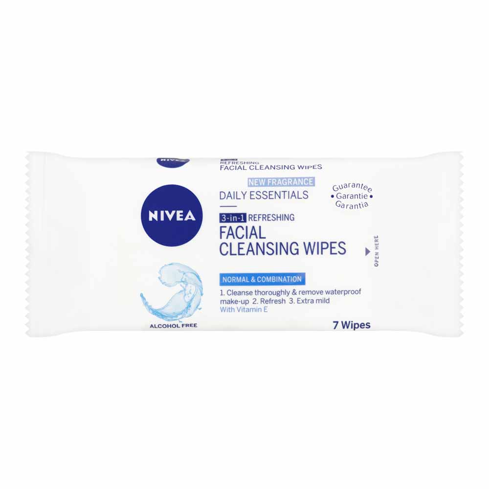 Nivea Daily Essentials 3 in 1 Refreshing Facial Cleansing Wipes 7 pack Image 1