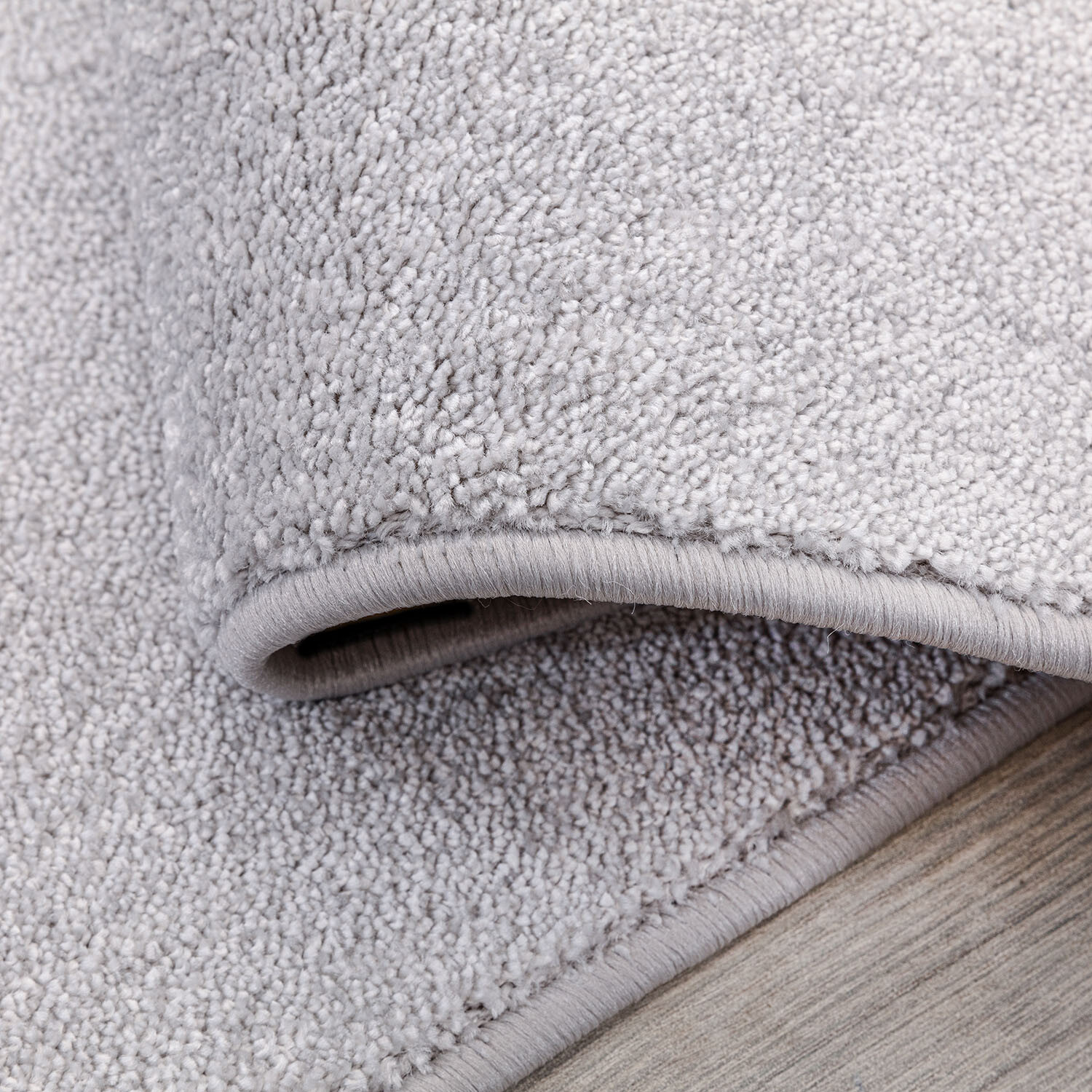 Glam Washable Rug - Silver Image 4