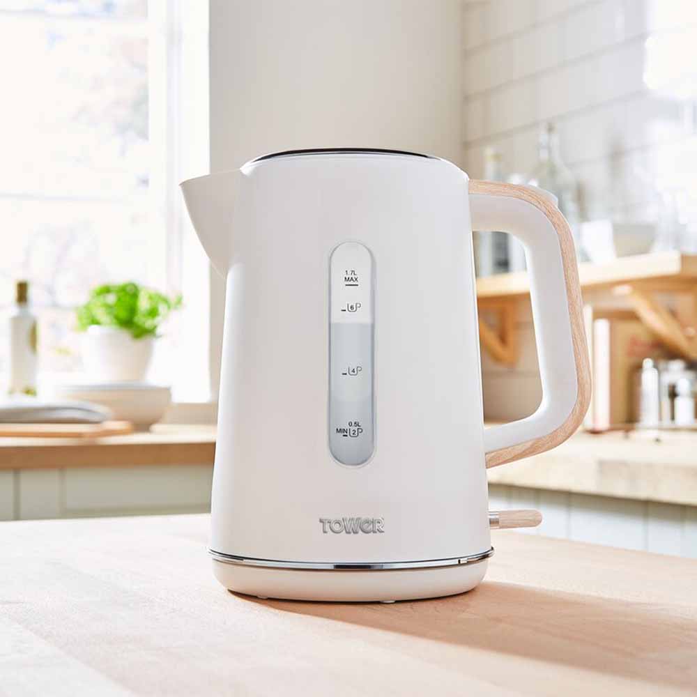 Tower Scandi Kettle Rapid Boil 1.7L White Wilko