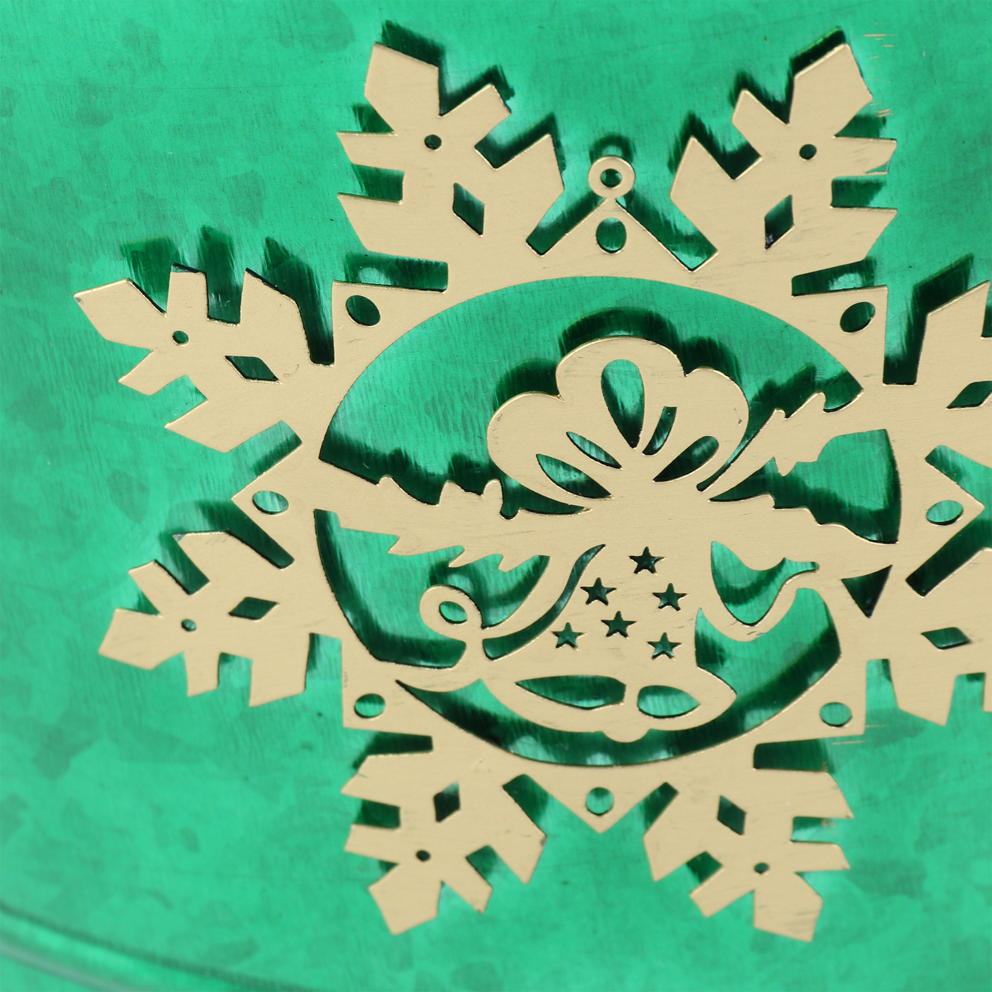 Traditional Decorative Planter Image 3