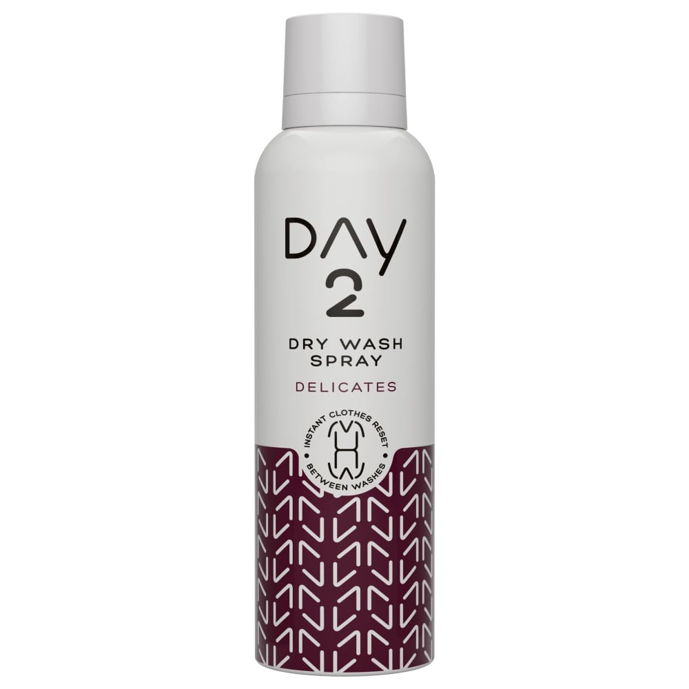 Day2 Delicates Dry Wash Clothes Spray 200ml Wilko