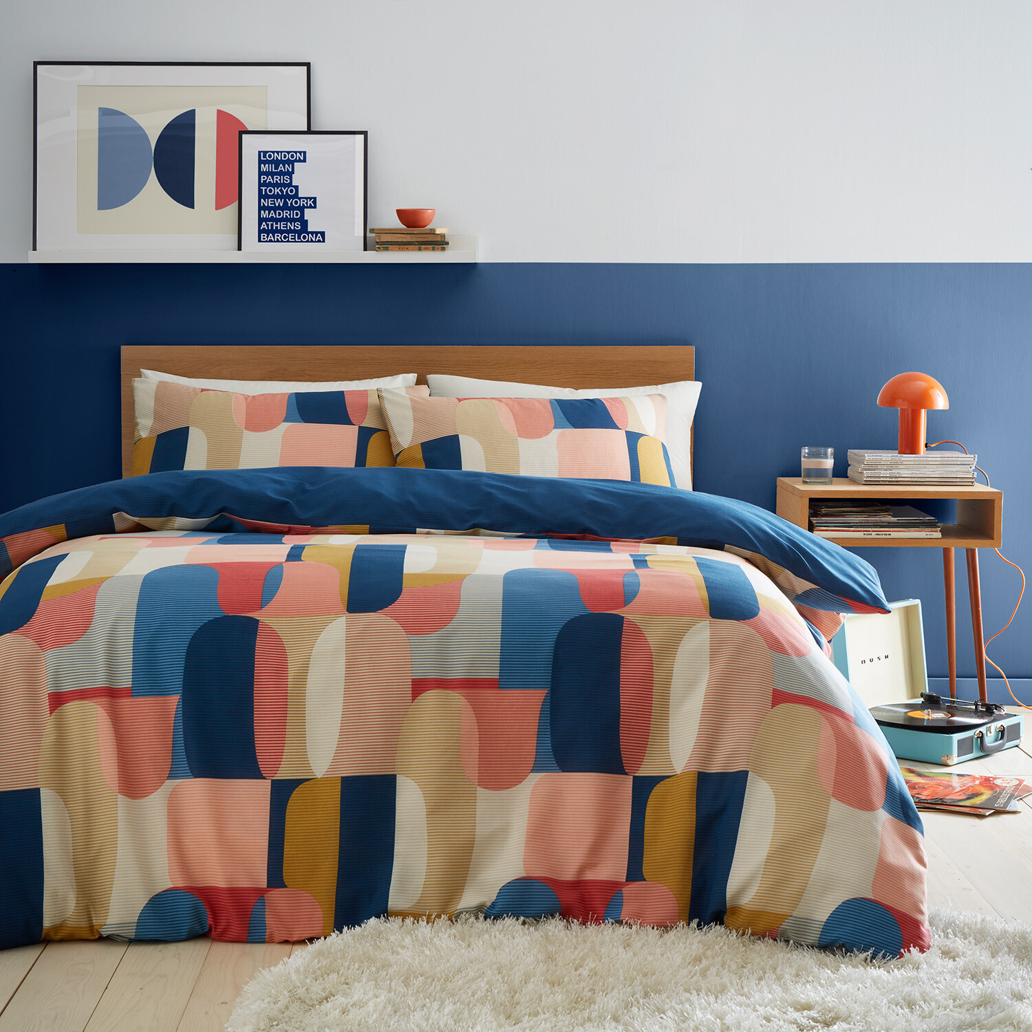 Divante Castillo Geo Duvet Cover and Pillowcase Set - Navy / Single Image 1