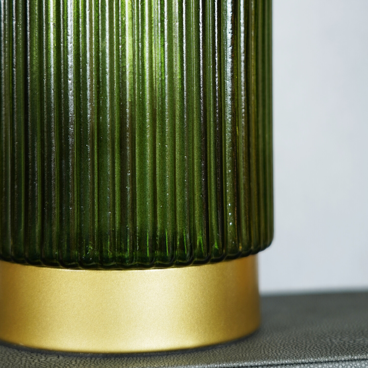 Boden Glass Table Lamp Green Image 7