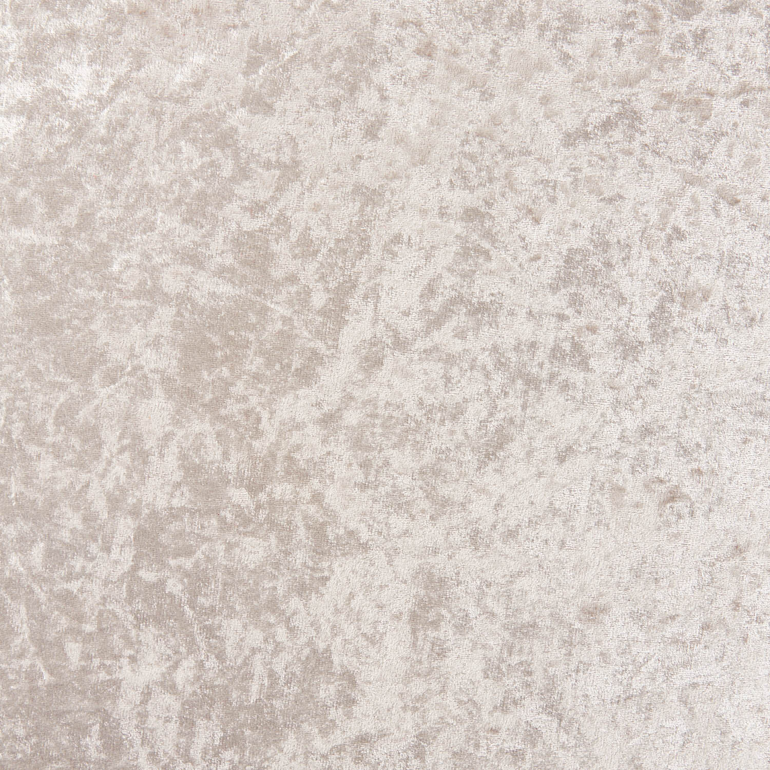 Christmas Velvet Roll Image 2