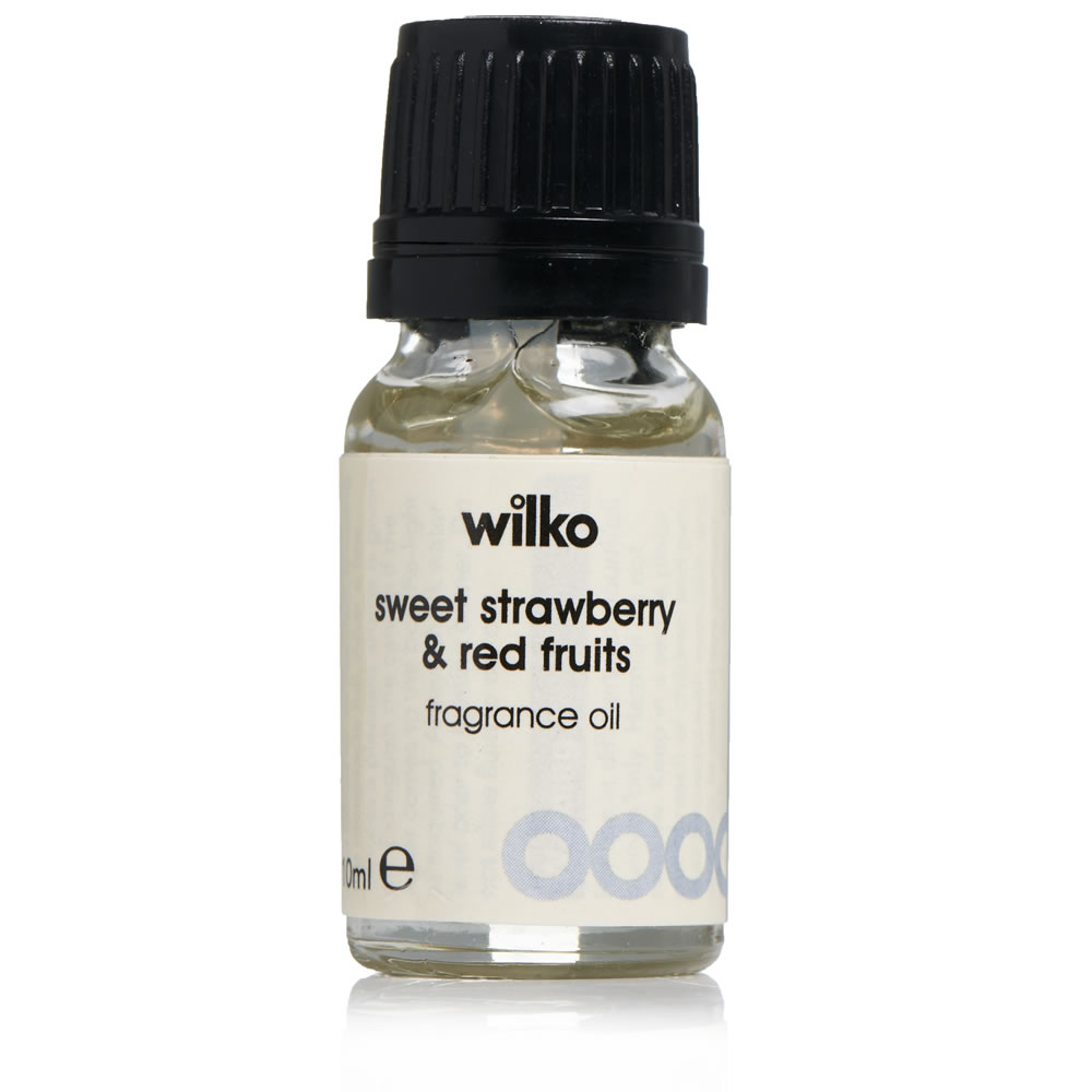 Wilko Strawberry and Red Fruits Refresher Oil 10ml Image