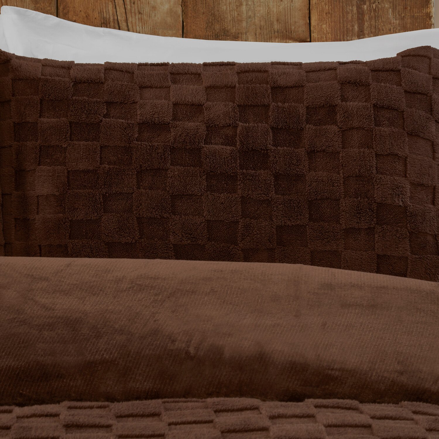 Dakota Checkerboard Fleece Duvet Set Mocha Double Image 2