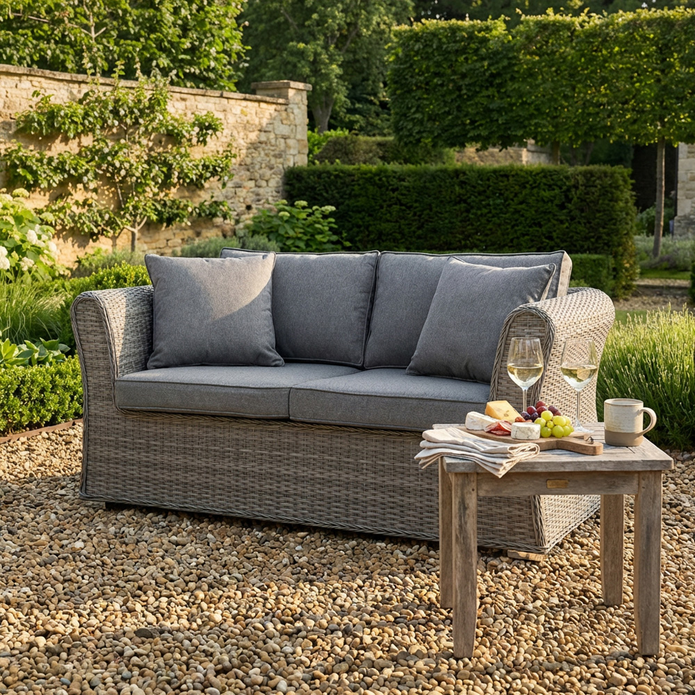 New England Sofa - Grey / 2 Image 4