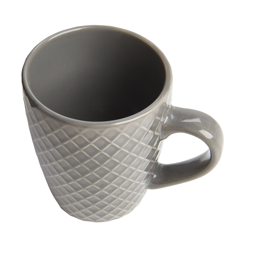 Wilko Dark Grey Chequer Mug Wilko