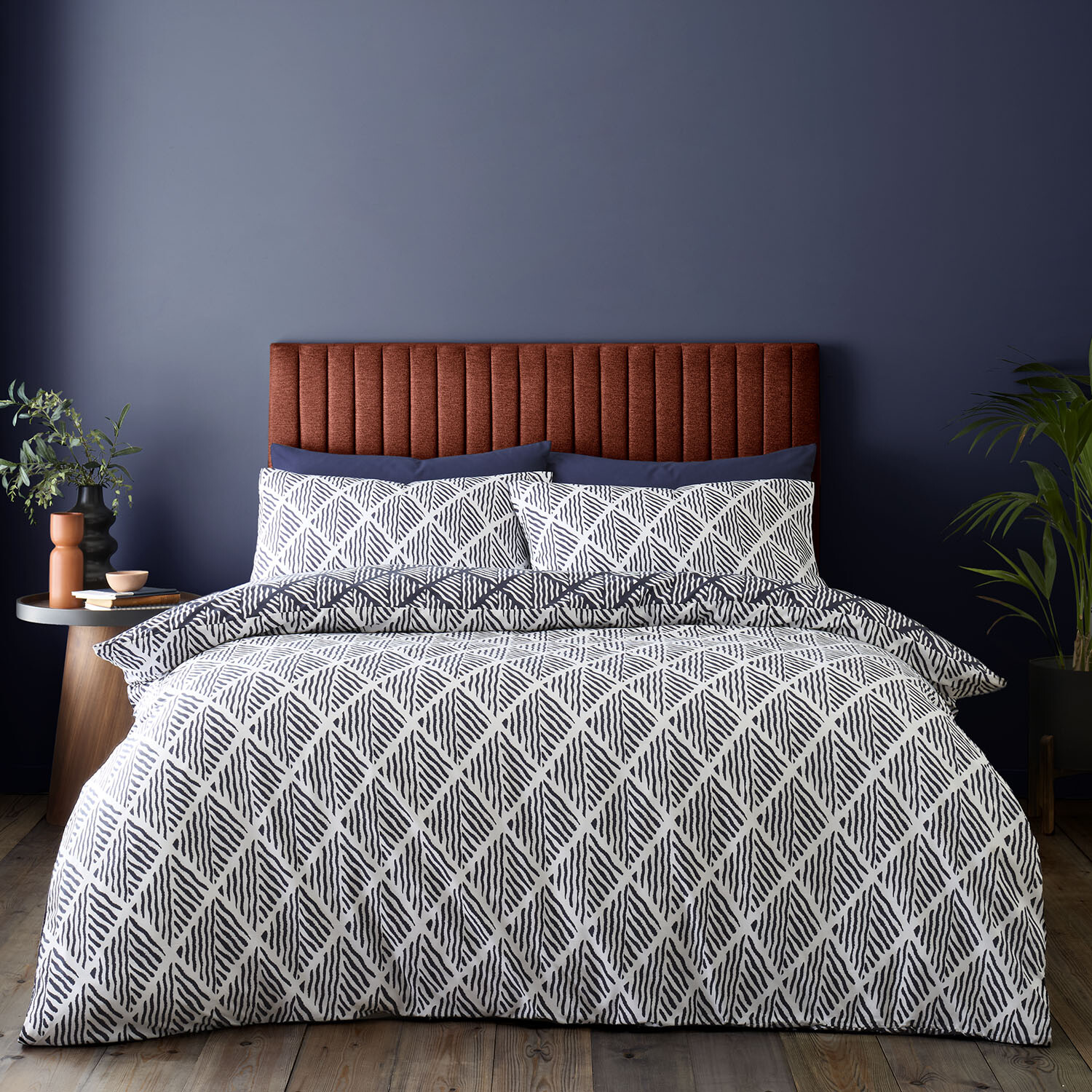 Artemis Duvet Set - Navy / King Image 2