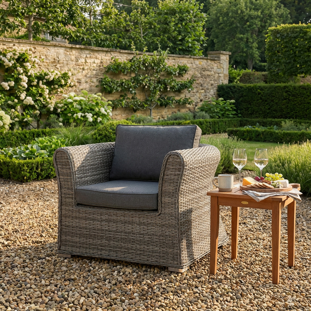 New England Chair  - Grey / 1 Image 4