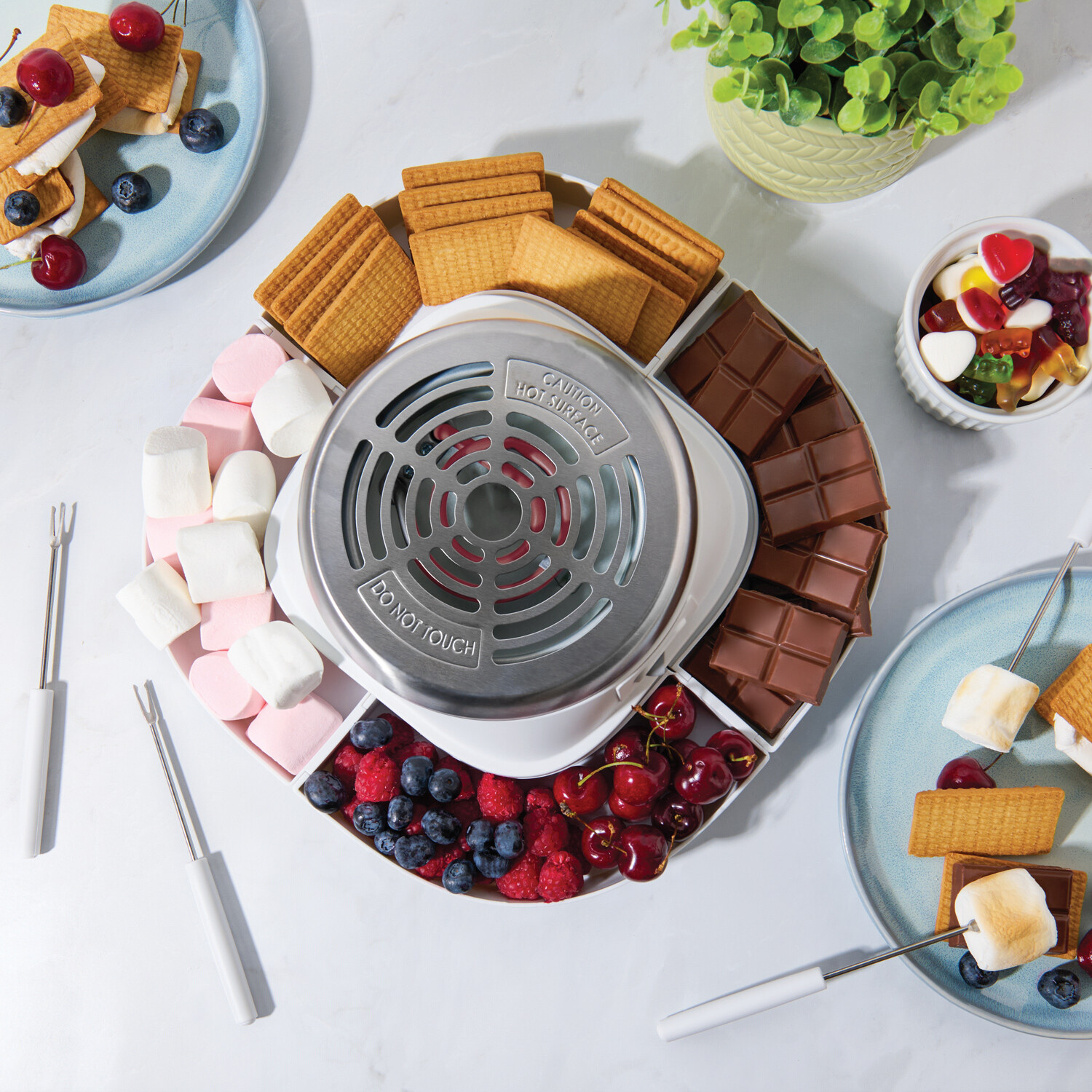 Kitchen Master Smores Station - White Image 2