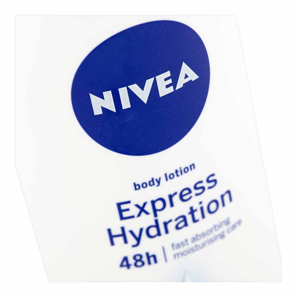Nivea Express Hydration Body Lotion for Normal Skin 250ml Image 2