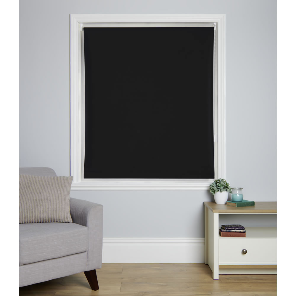 Wilko Black Blackout Roller Blinds 180 W x 160cm D Image 2