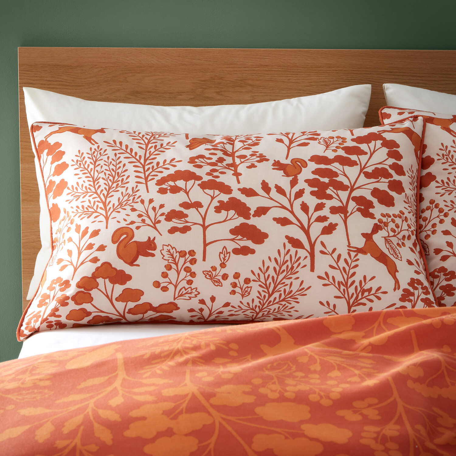The Fall Collection Autumn Meadow Duvet Cover and Pillowcase Set - Rust / King Image 3