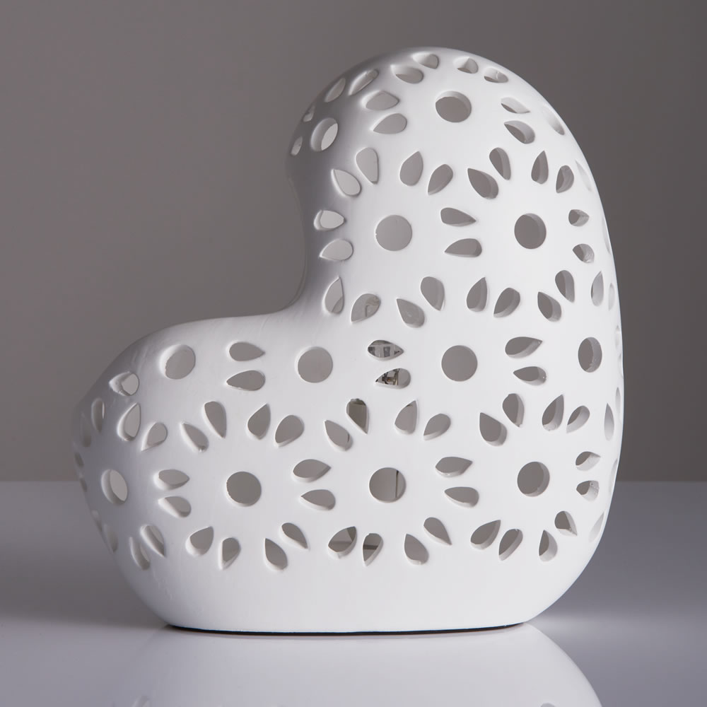 Wilko Ceramic Heart Shaped Table Lamp Image 1