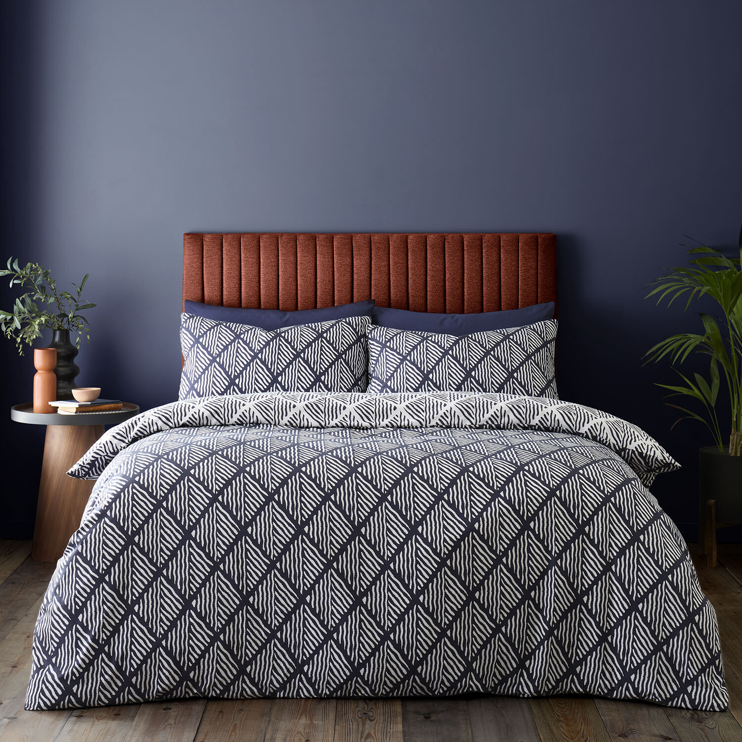 Artemis Duvet Set - Navy / King Image 1