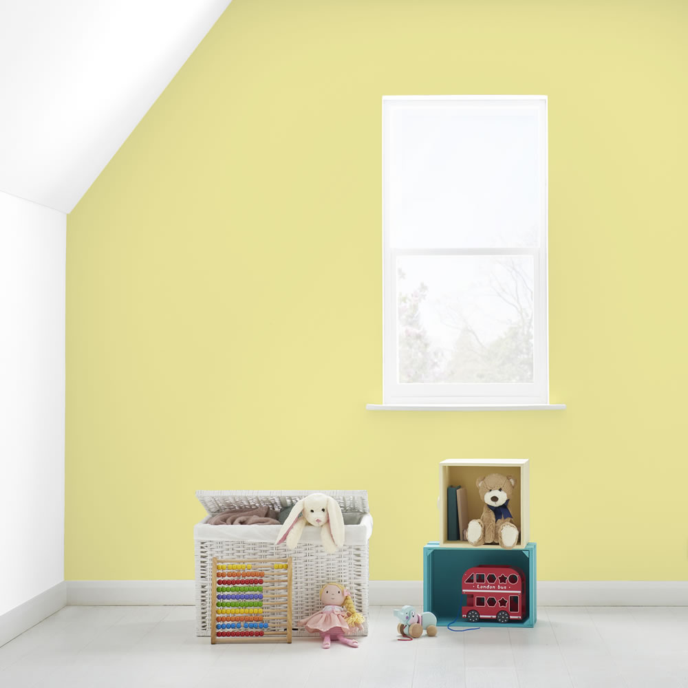 Wilko Tester Pot Happy Yellow Emulsion Paint 75ml Image 3