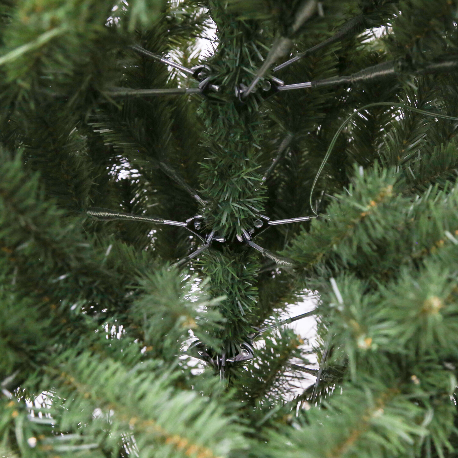 Super Pre Lit Vermont Fir Tree Green Image 7