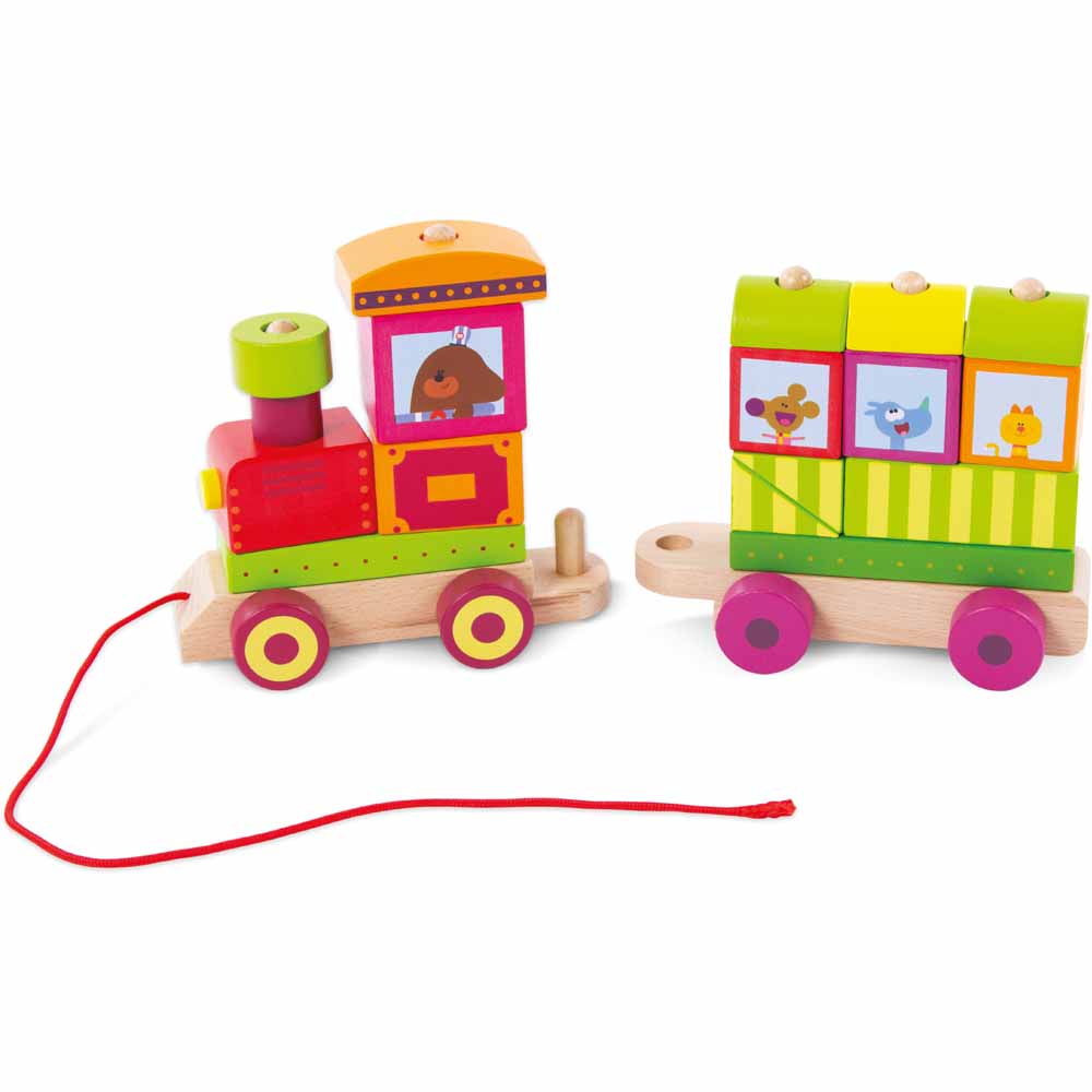 Hey Duggee Wood Pull Along Stack Train Image 2