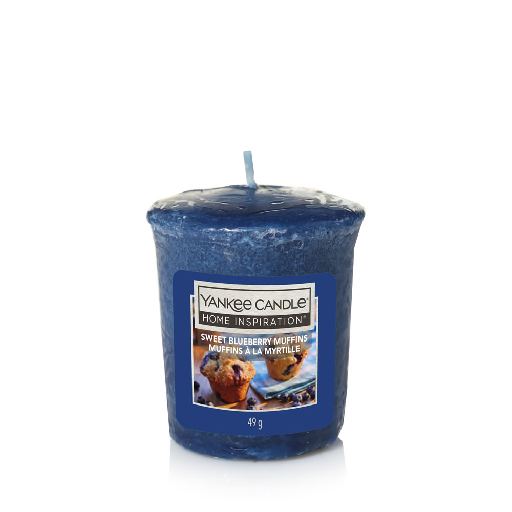 Yankee Candle Sweet Blueberry Muffins Votive Image