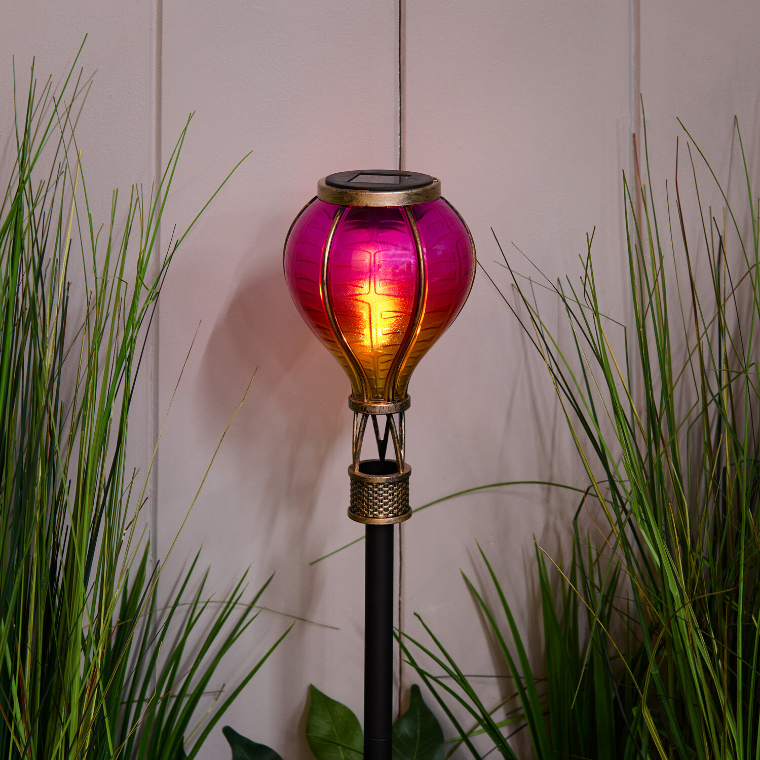 Solar Hot Air Balloon Shaped Stake Light Image 7