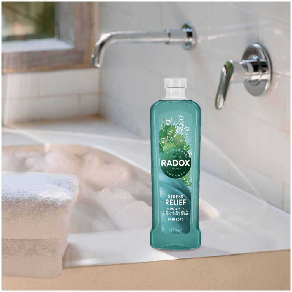 Radox Bath Stress Relief 1L Wilko