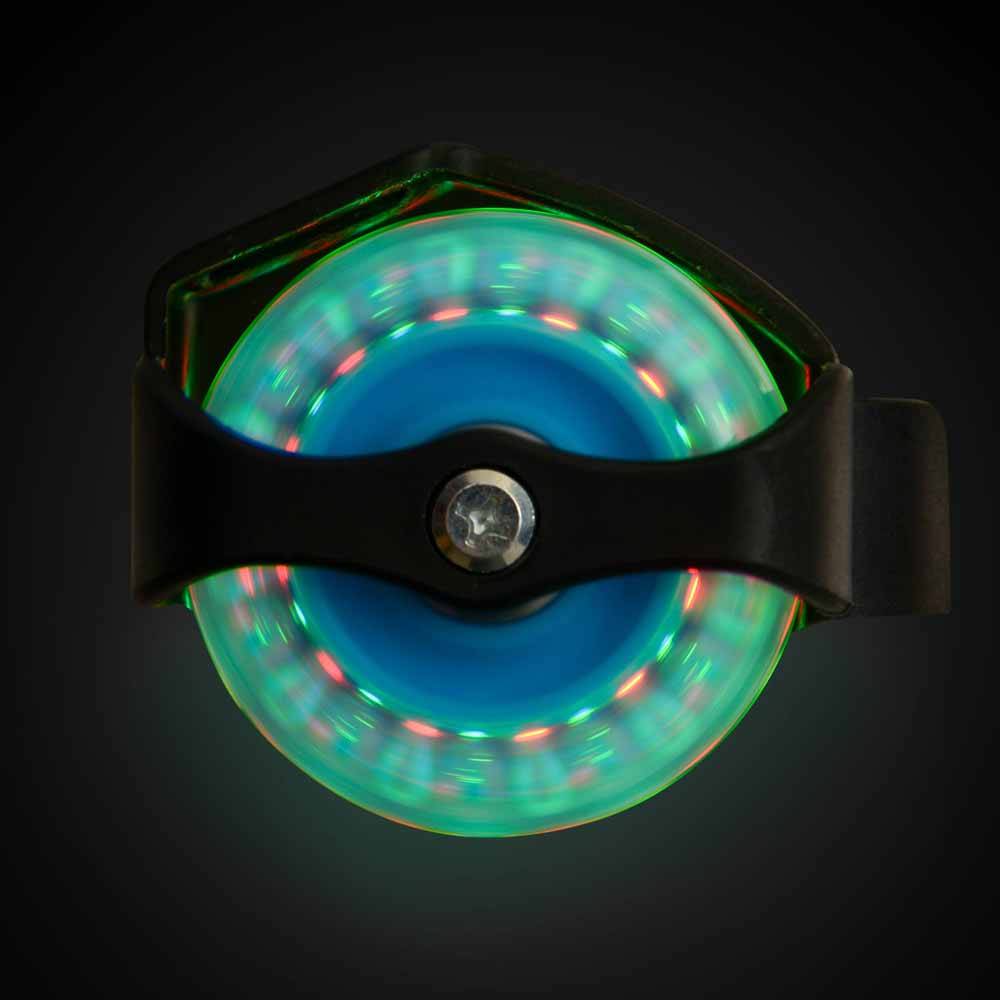 Xootz Roller Wheels - LED Lights Black and Blue Image 4