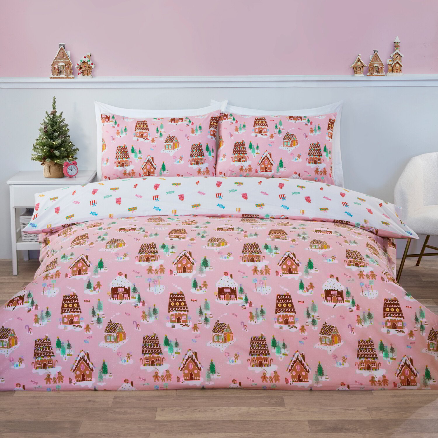 Gingerbread Lane Duvet Set Pink King Image 1