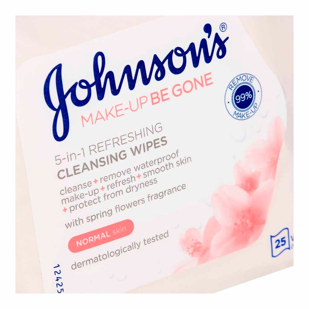 Johnsons Make Up Be Gone 5 in 1 Refreshing Cleansing Wipes Case of 6 x 25 Pack Image 3