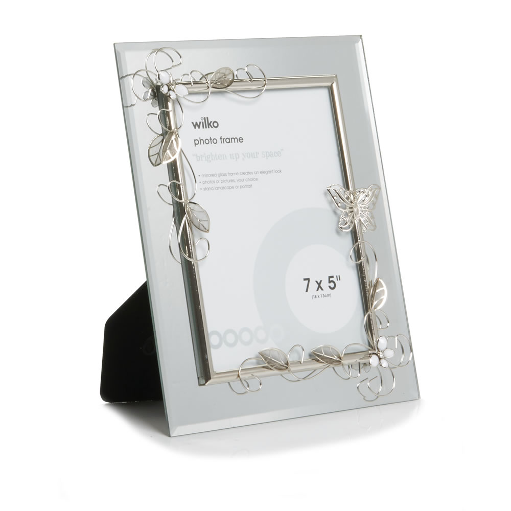 Wilko Silver Butterfly Detail Photo Frame 7 x 5 Inch Image 2