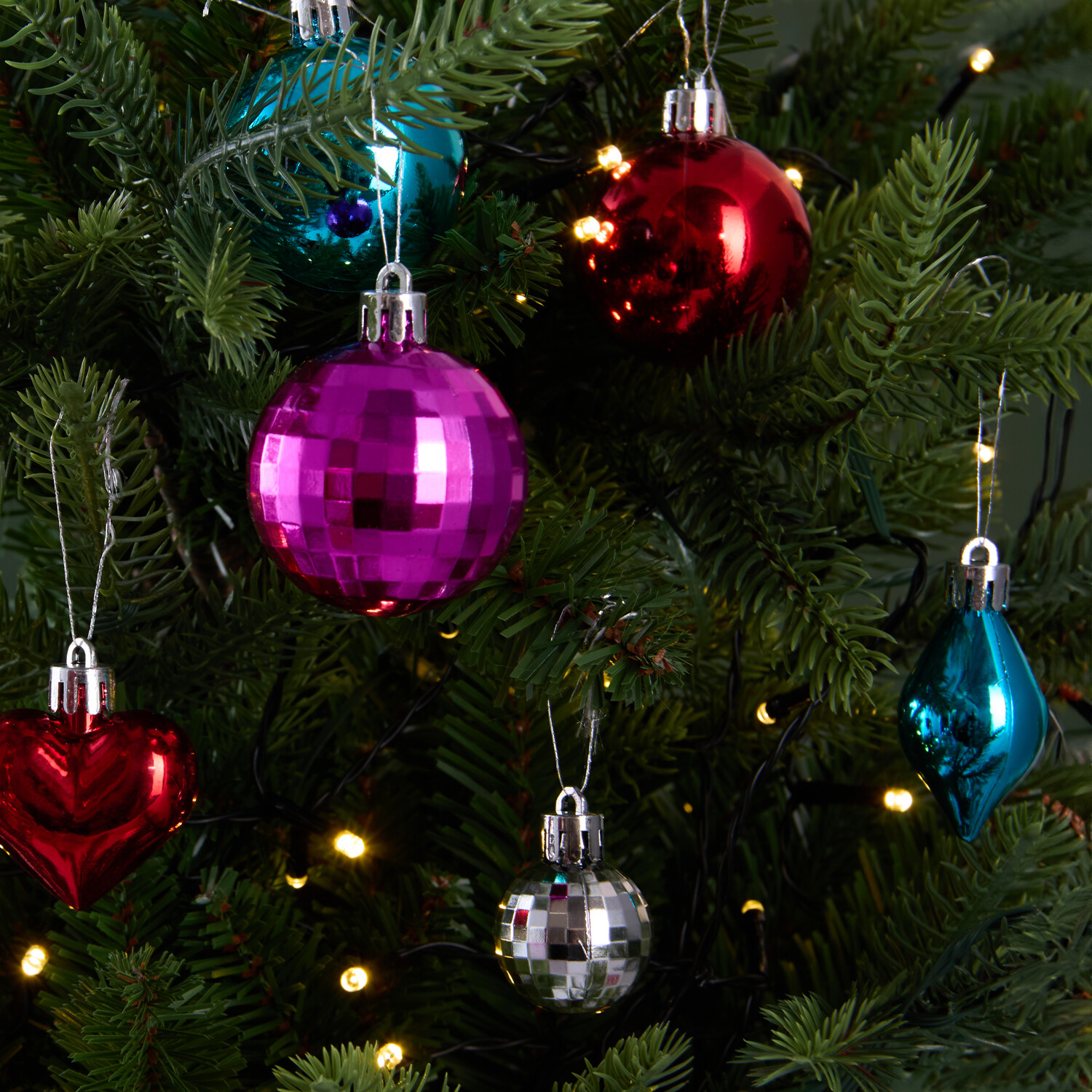 Pack of 100 Jingle Bell Boogie Baubles Image 8