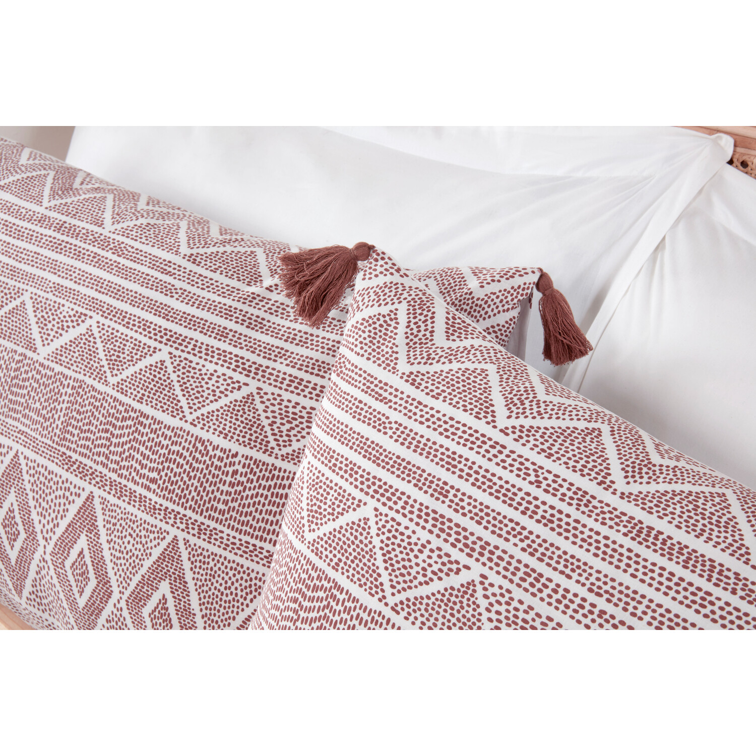 Talia Duvet Cover and Pillowcase Set - Rust / Single Image 5