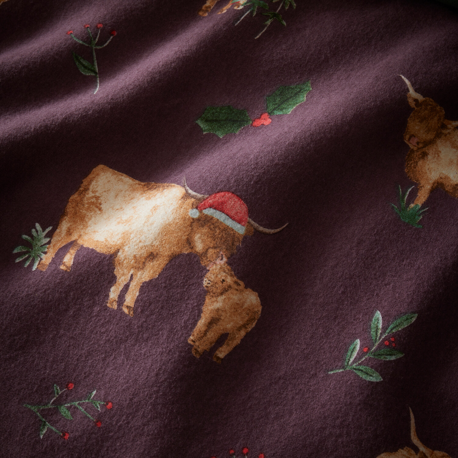 Burgundy Christmas Highland Cows Duvet Set Burgundy Image 3