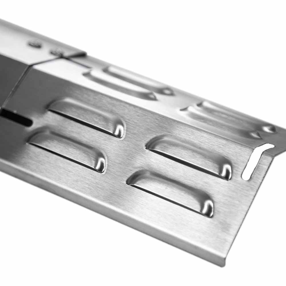 Charles Bentley Gas BBQ Flame Tamer 4pk Image 3