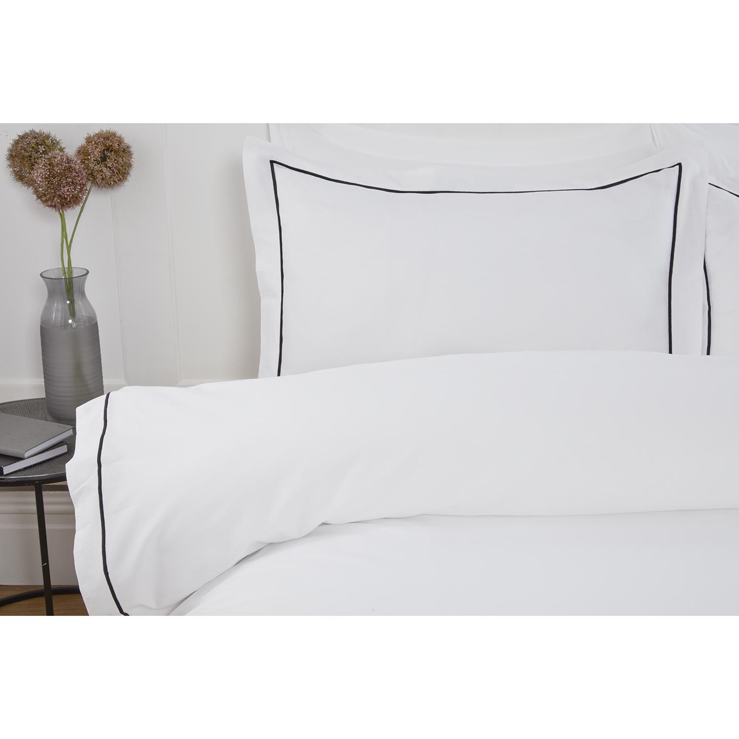 Oxford Bamboo Duvet Cover and Pillowcase Set - White / Double Image 2