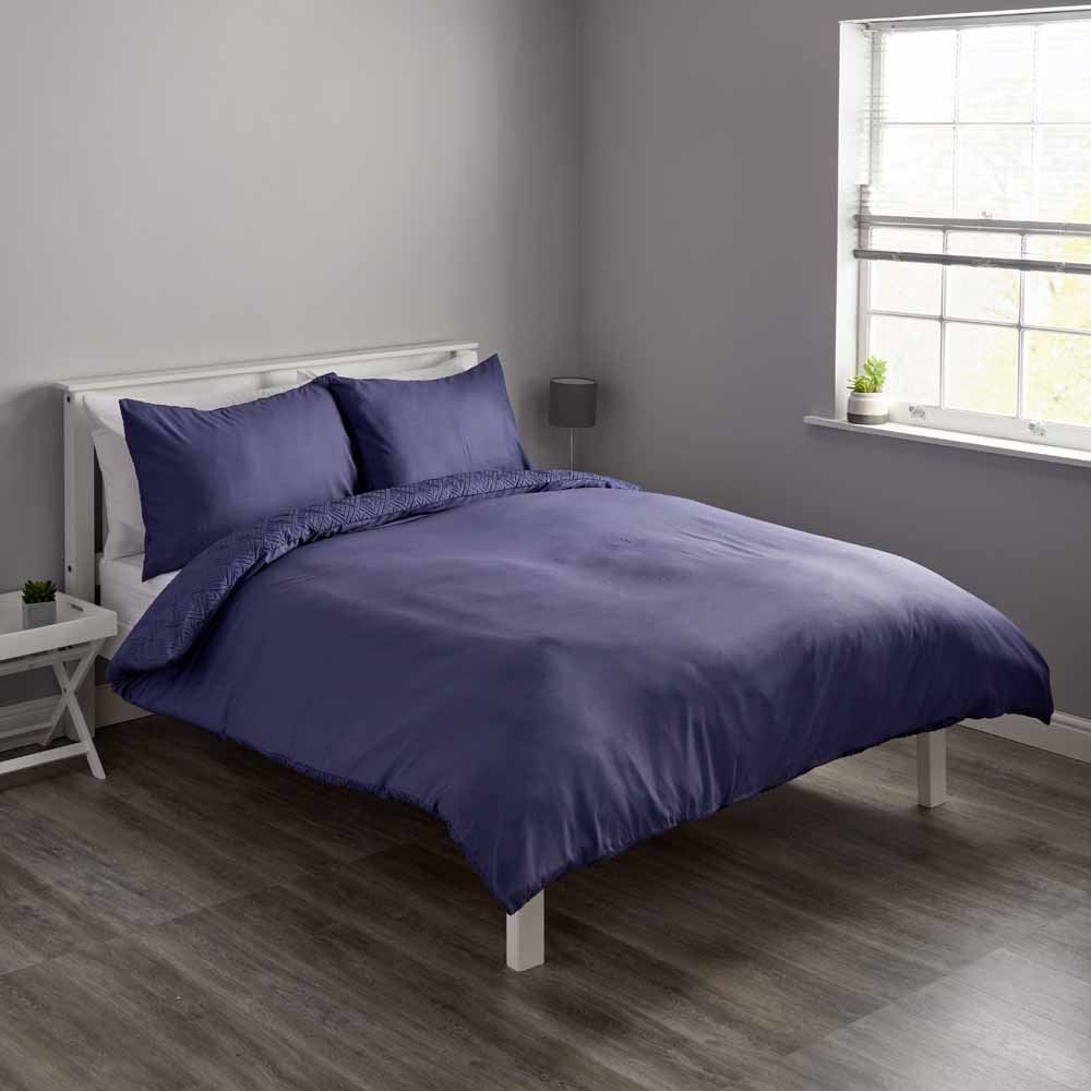 Wilko Double Navy Emboss Geo Duvet Cover Set Wilko