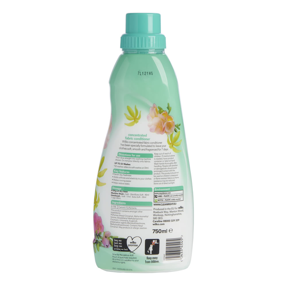 Wilko Exotic Ylang and Freesia Fabric Conditioner 22 Washes 750ml Image 2