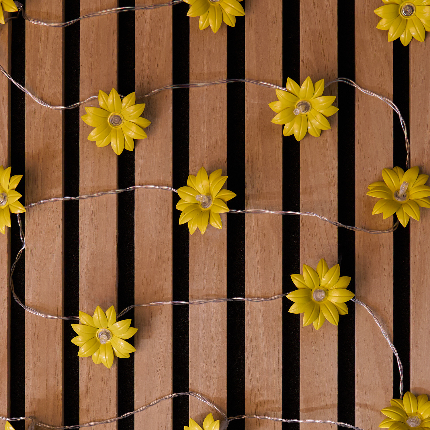 Solar Sunflower String Light Yellow Image 5