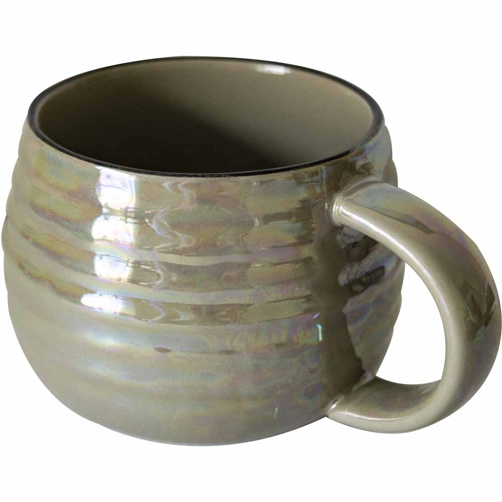Wilko Taupe Iridescent Hug Mug Image 2