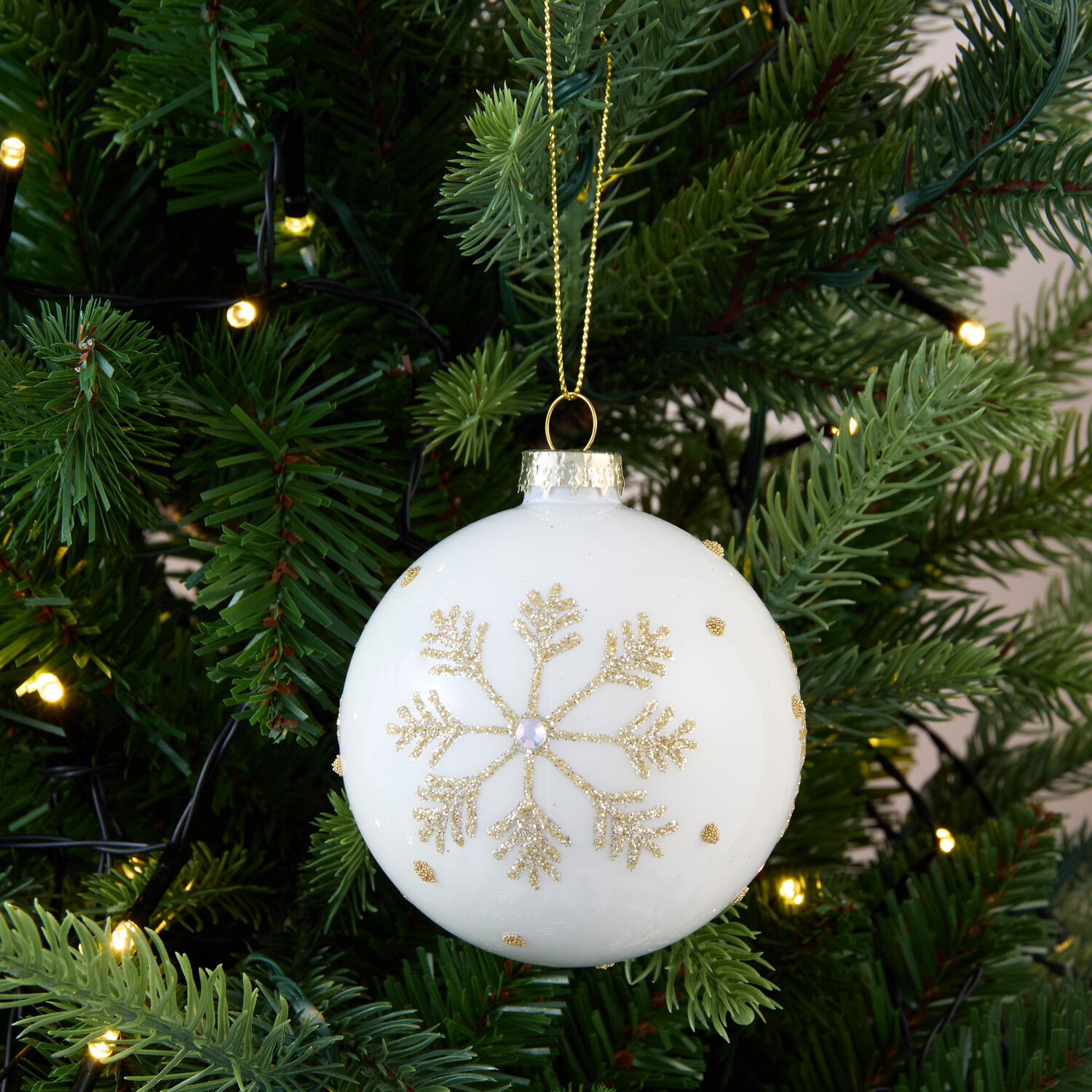 Ivory and Gold Beaded Bauble Image 5