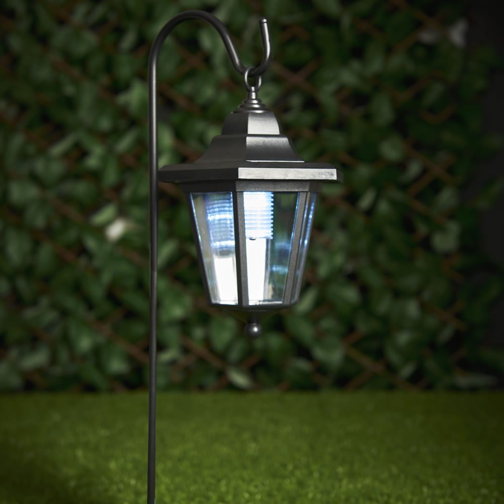 Wilko 2 Pack Shepherd Style Garden Solar Lights Wilko