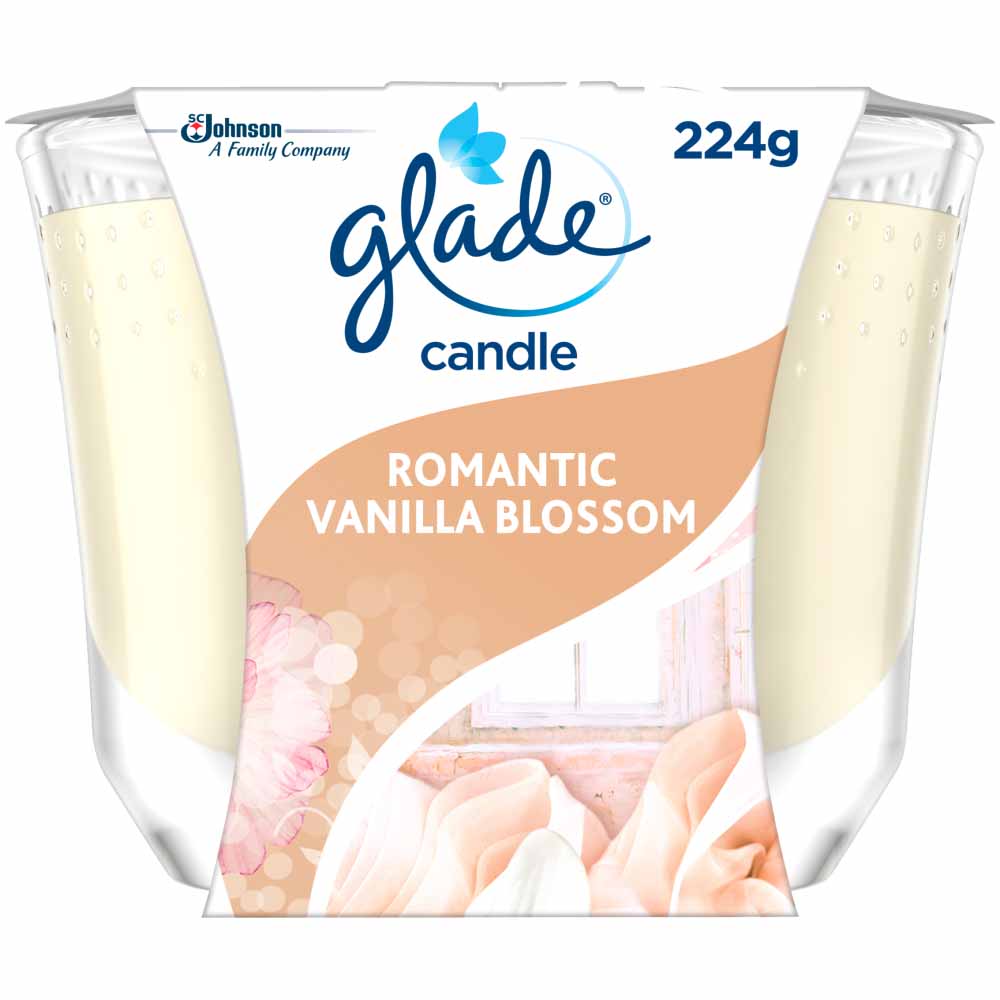 Glade Large Candle Vanilla Blossom Air Freshener 224g Image 1