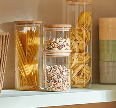 Food storage cat box