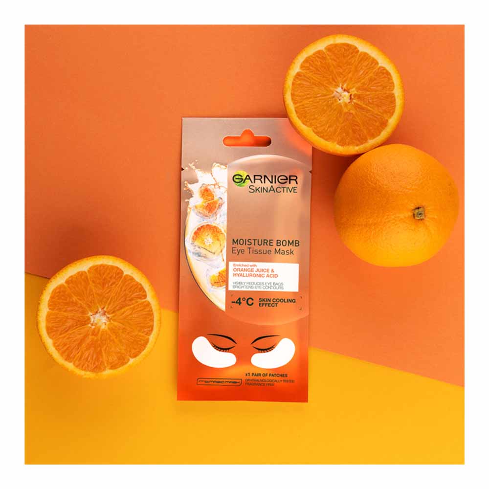 Garnier Moisture Bomb Vitamin C and Hyaluronic Acid Eye Tissue Mask Image 6