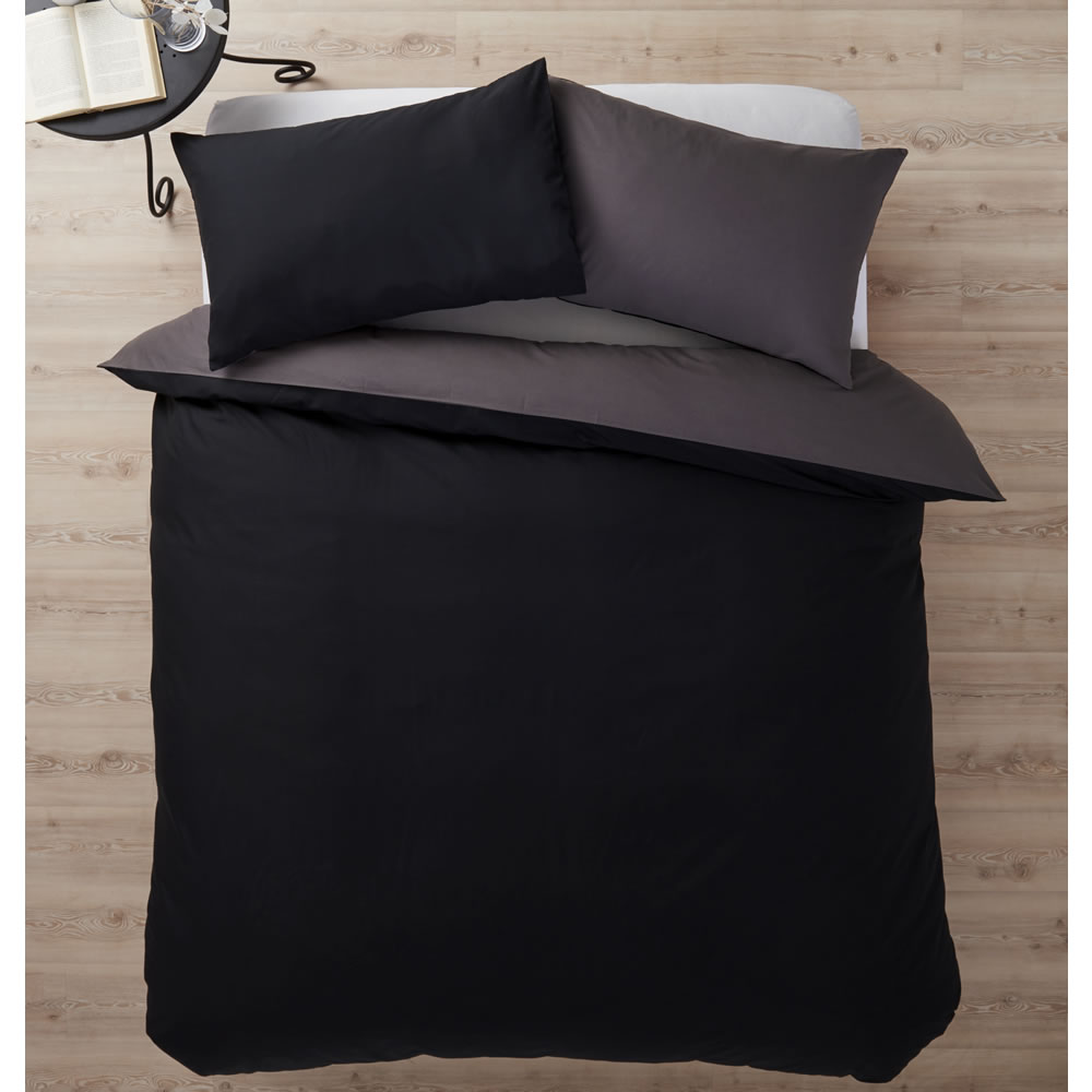 Wilko King Black and Charcoal 144 Thread Count Reversible Duvet Set Image 2