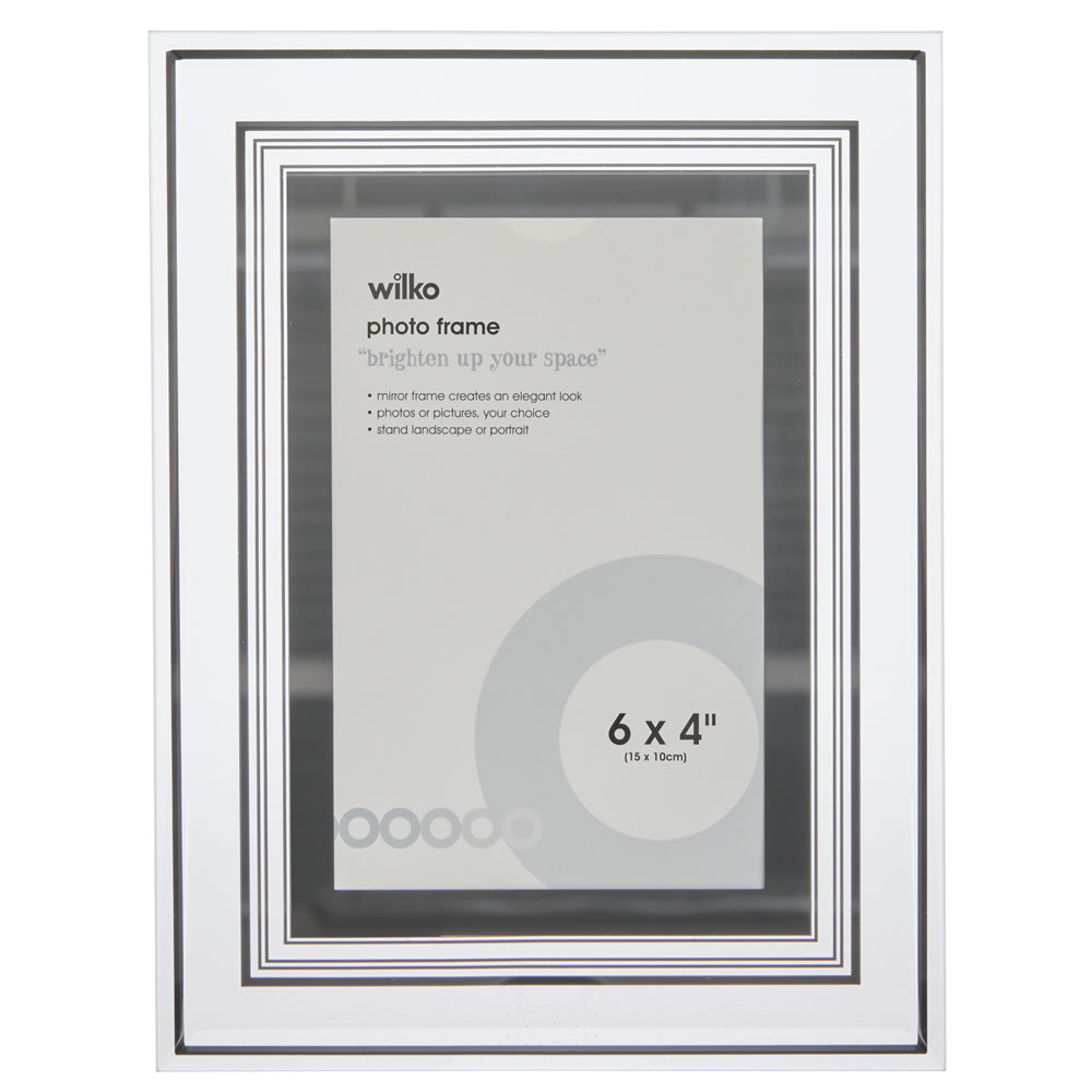 Wilko Silver Border Glass Frame 6 x 4 Inch Image 1