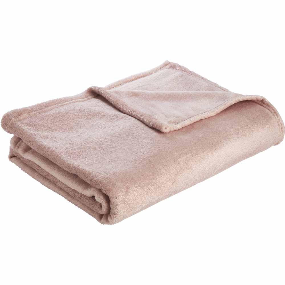 Wilko Pink Shimmer Throw 130 x 170cm Wilko