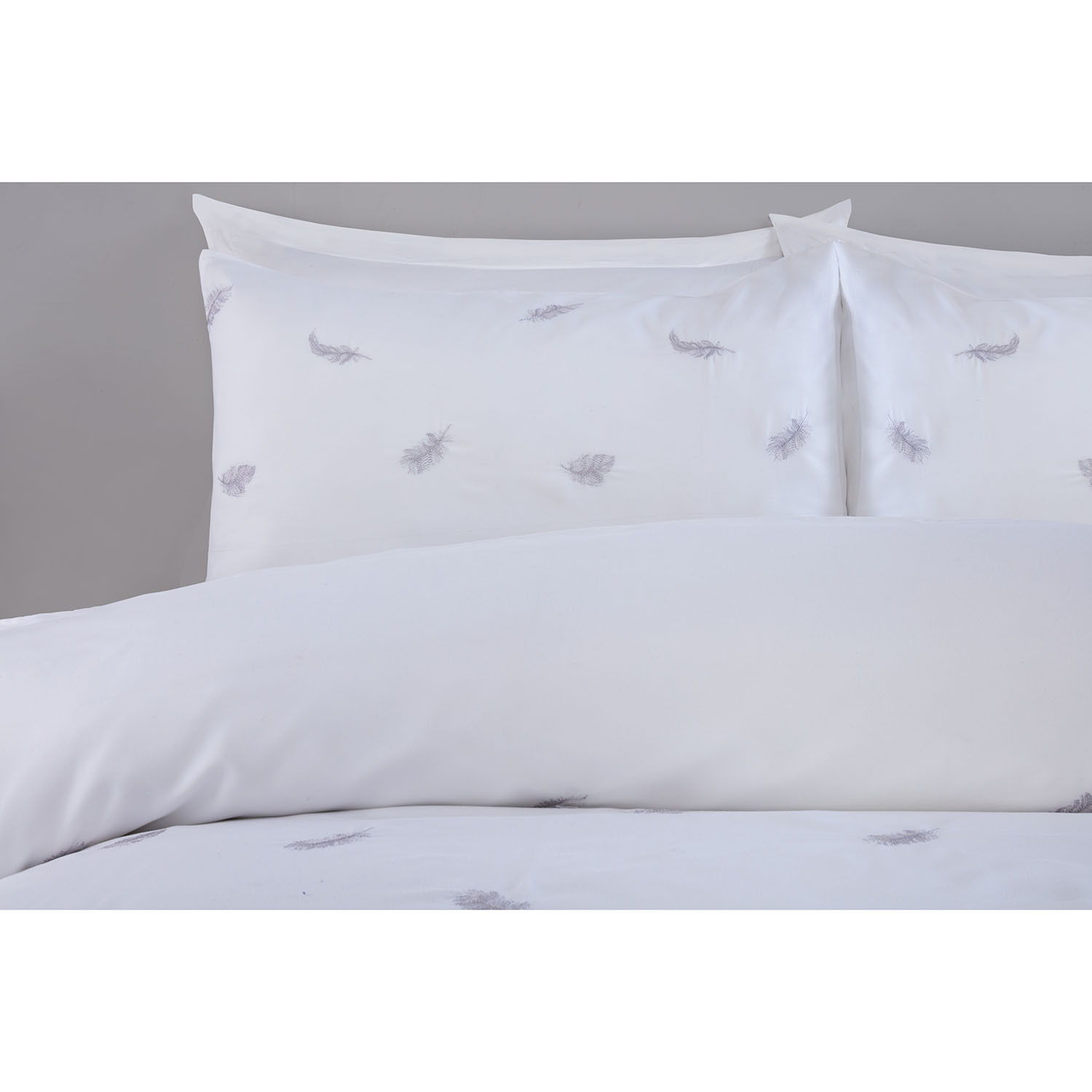Norah Embroidered Duvet Set White Db - White / Double Image 3