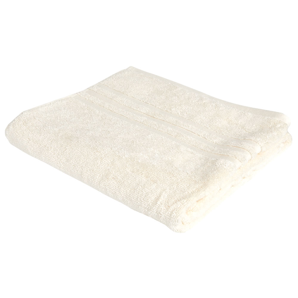 Wilko Best Cream Bath Towel Image 1